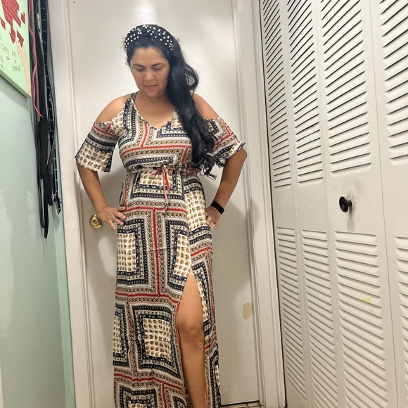 Cold shoulder Maxy dress orange/blue pattern 🍂🍁 - Picture 6 of 9